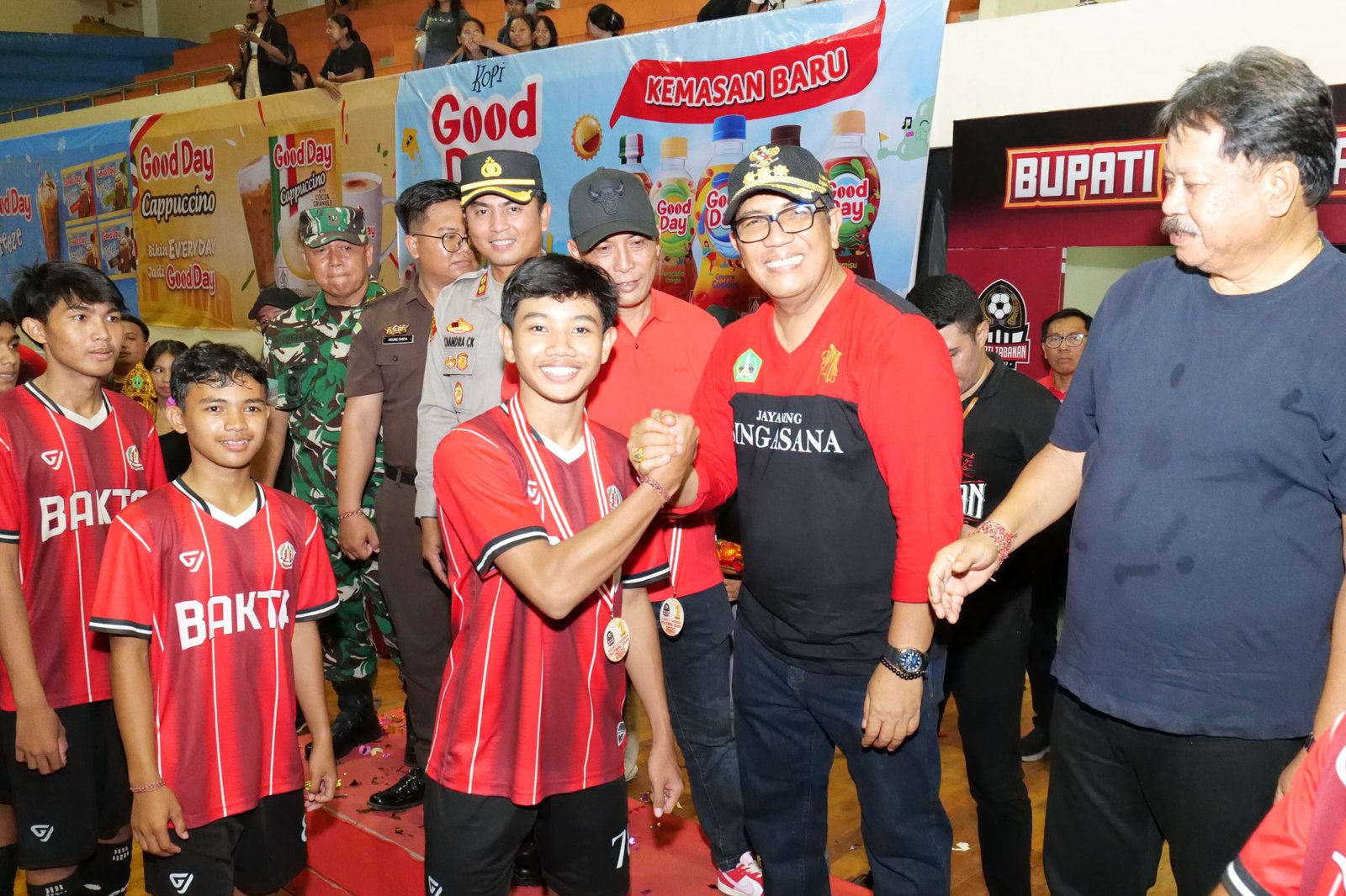 podiumnews.com-Euforia Juara Usai, Semangat Tetap Menyala
